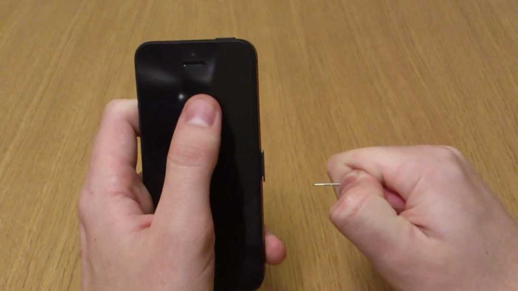 How to Open iPhone SIM Card Slot Without Tool